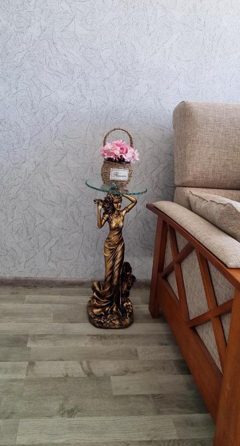 Kate'S Cozy Apartment Kutaisi Bagian luar foto