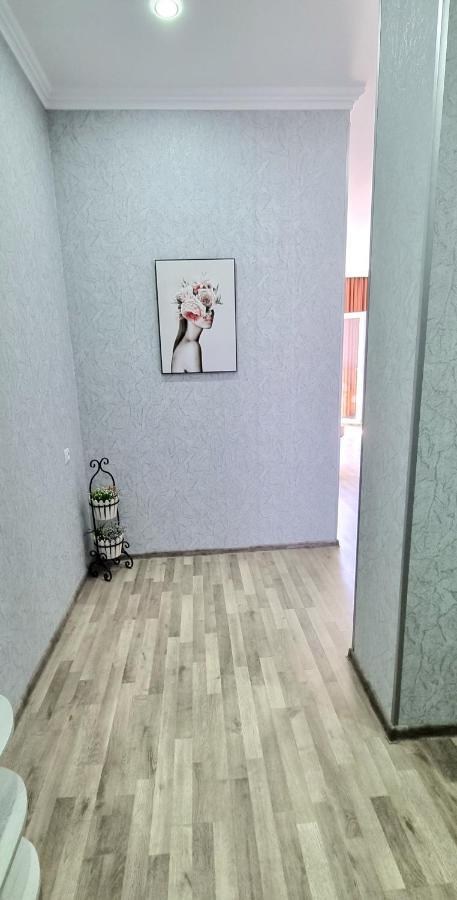 Kate'S Cozy Apartment Kutaisi Bagian luar foto