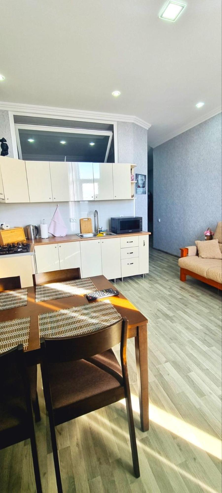 Kate'S Cozy Apartment Kutaisi Bagian luar foto